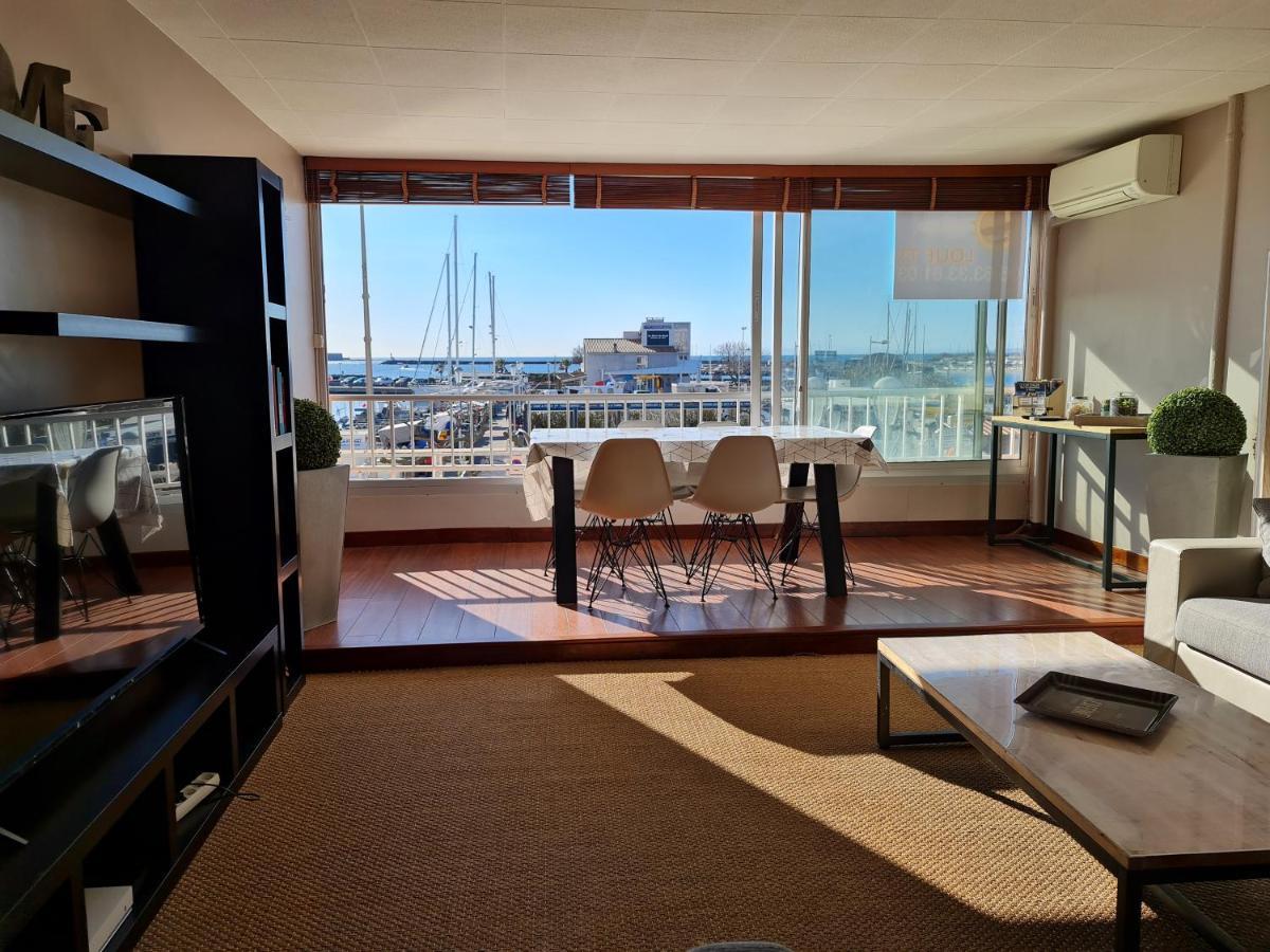 Residence De Standing La Pecherie Spacieux T3 Comme Un Cocon Familial Vue Mer Et Sur L'Avant Port Sur Le Bout Du Bout De Cap D'Agde Seule Cap En Occitanie Luaran gambar