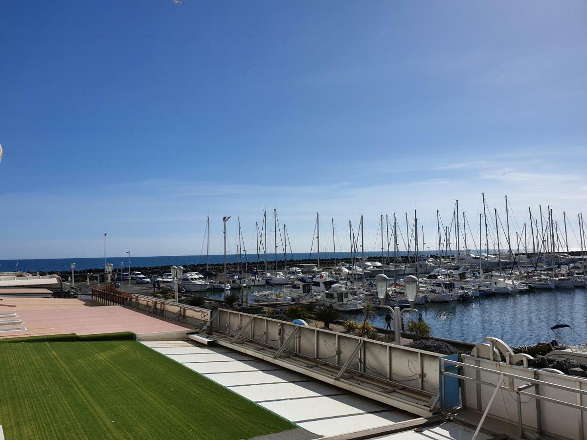 Residence De Standing La Pecherie Spacieux T3 Comme Un Cocon Familial Vue Mer Et Sur L'Avant Port Sur Le Bout Du Bout De Cap D'Agde Seule Cap En Occitanie Luaran gambar